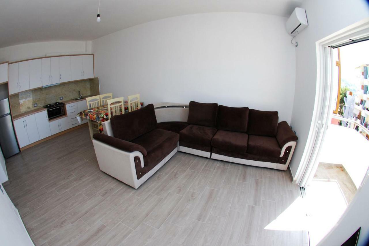 סרנדה Rafail'S Apartment מראה חיצוני תמונה